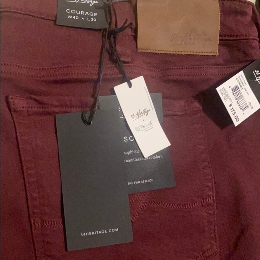 34 Heritage Courage Burgundy Comfort